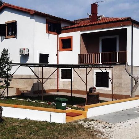 Apartament Ina 2 Funtana Zewnętrze zdjęcie