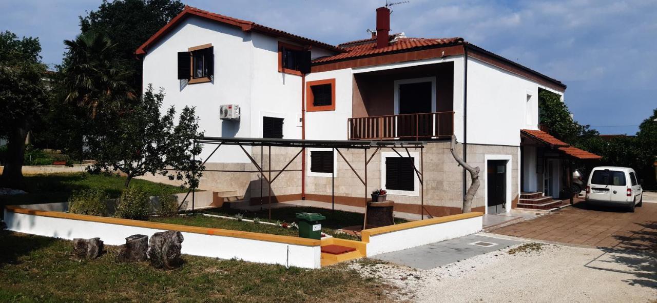 Apartament Ina 2 Funtana Zewnętrze zdjęcie